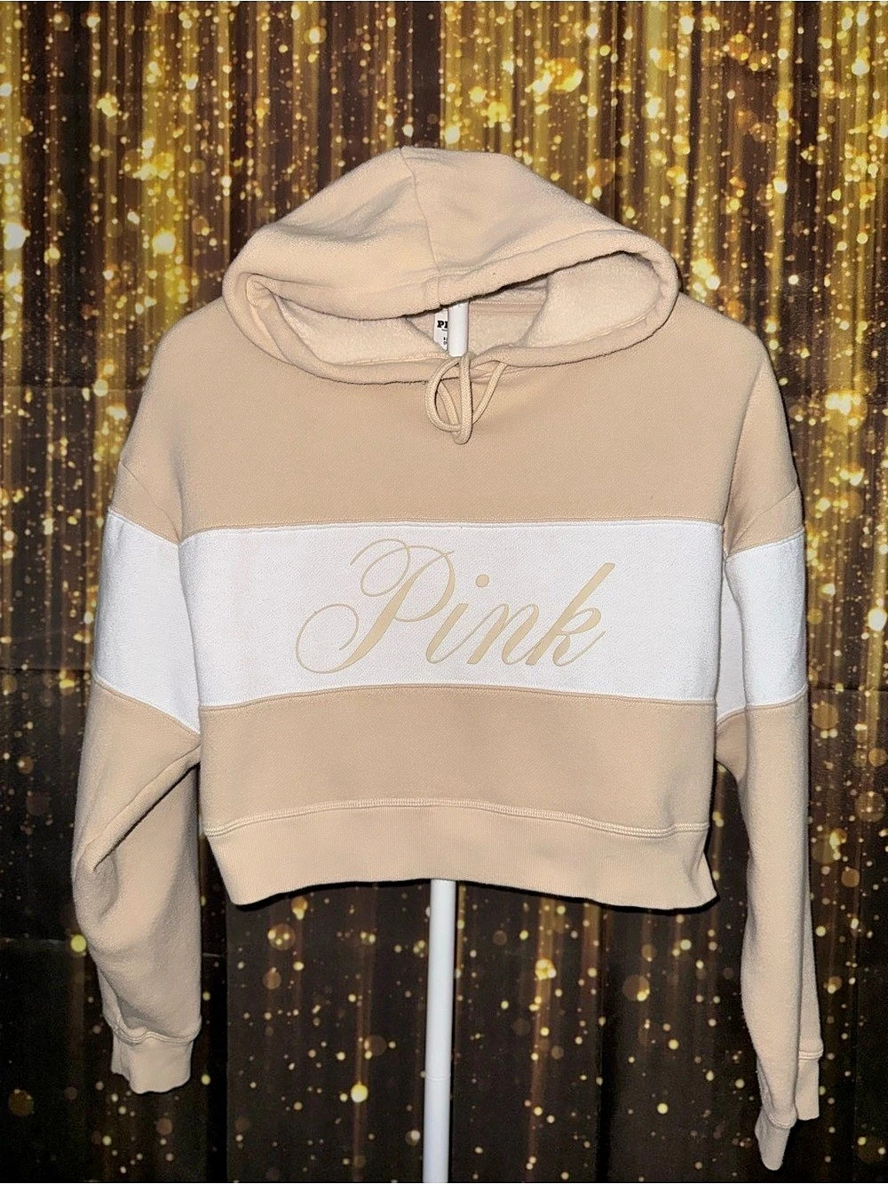 PINK Victoria's Secret Colorblock Script Logo Cropped Hoodie Beige & White